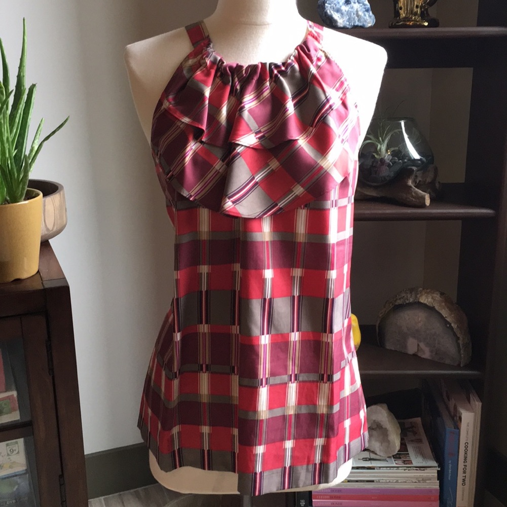 Banana Republic: sleeveless blouse with back bow
